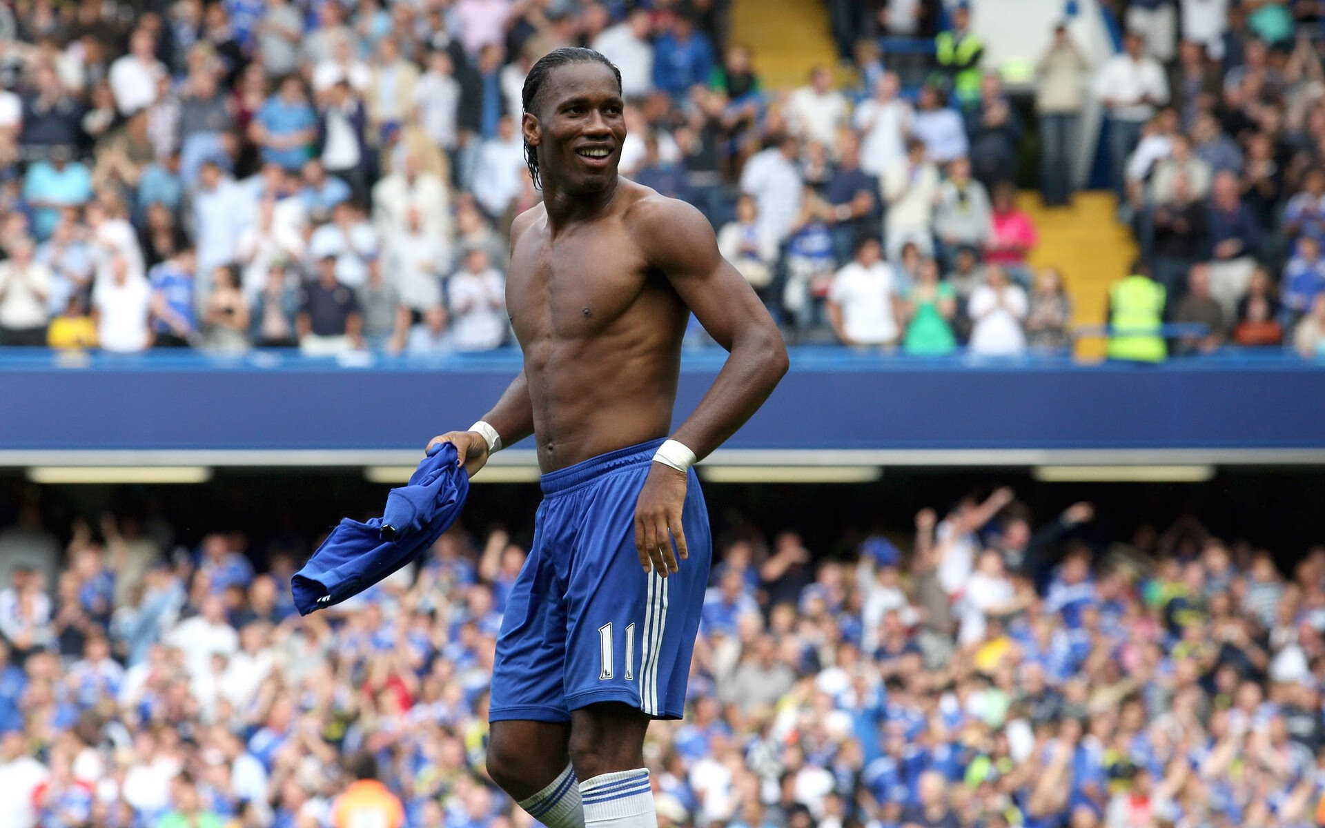 开云下载-巴黎铁骑冲垮伊拉克防线，凯塞多欧冠半决赛封神之战！